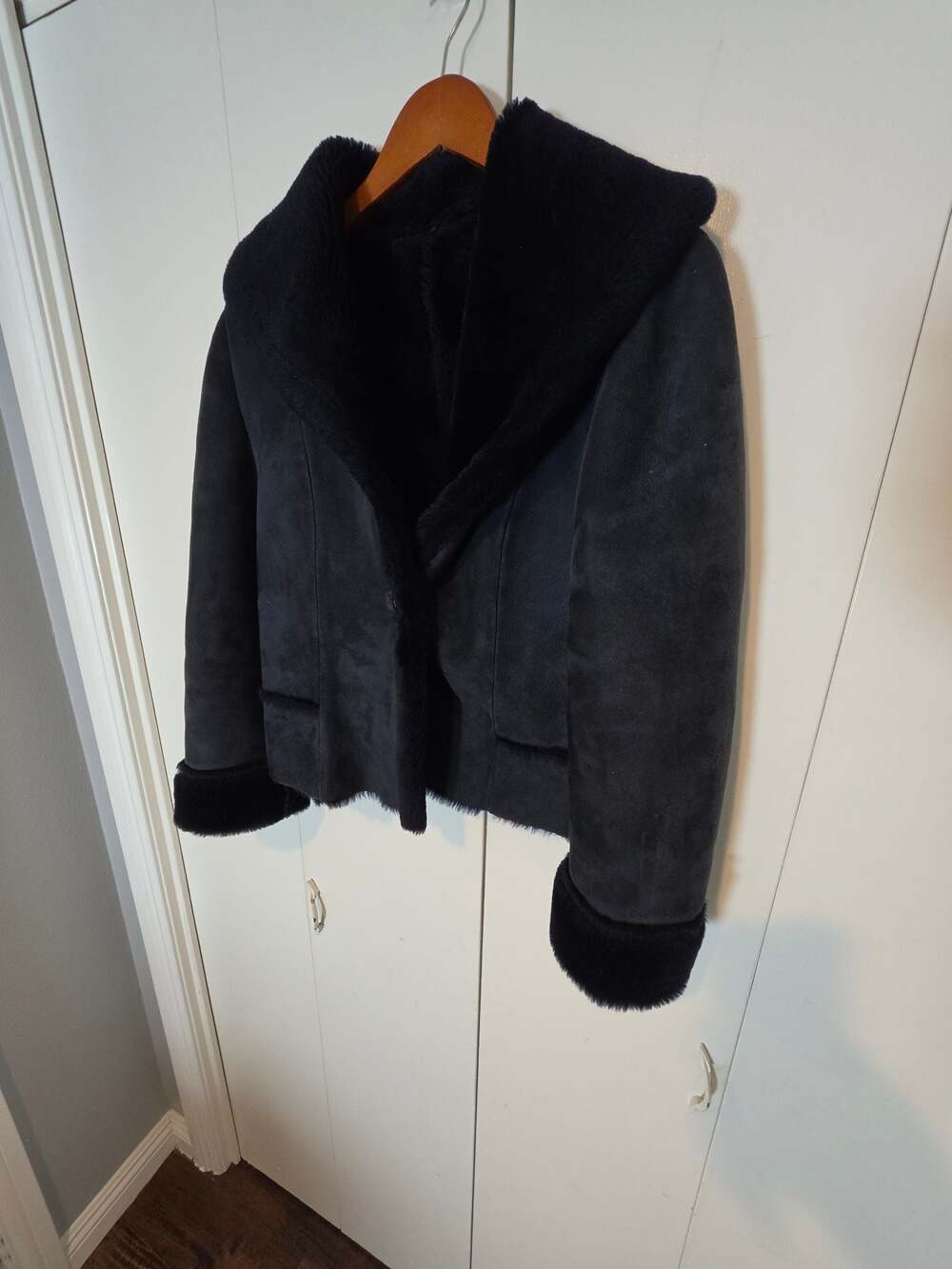 Vintage navy blue Suede and Faux Fur Trim Cropped Jacket